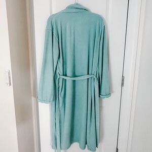 Wrap Up Robe by VP